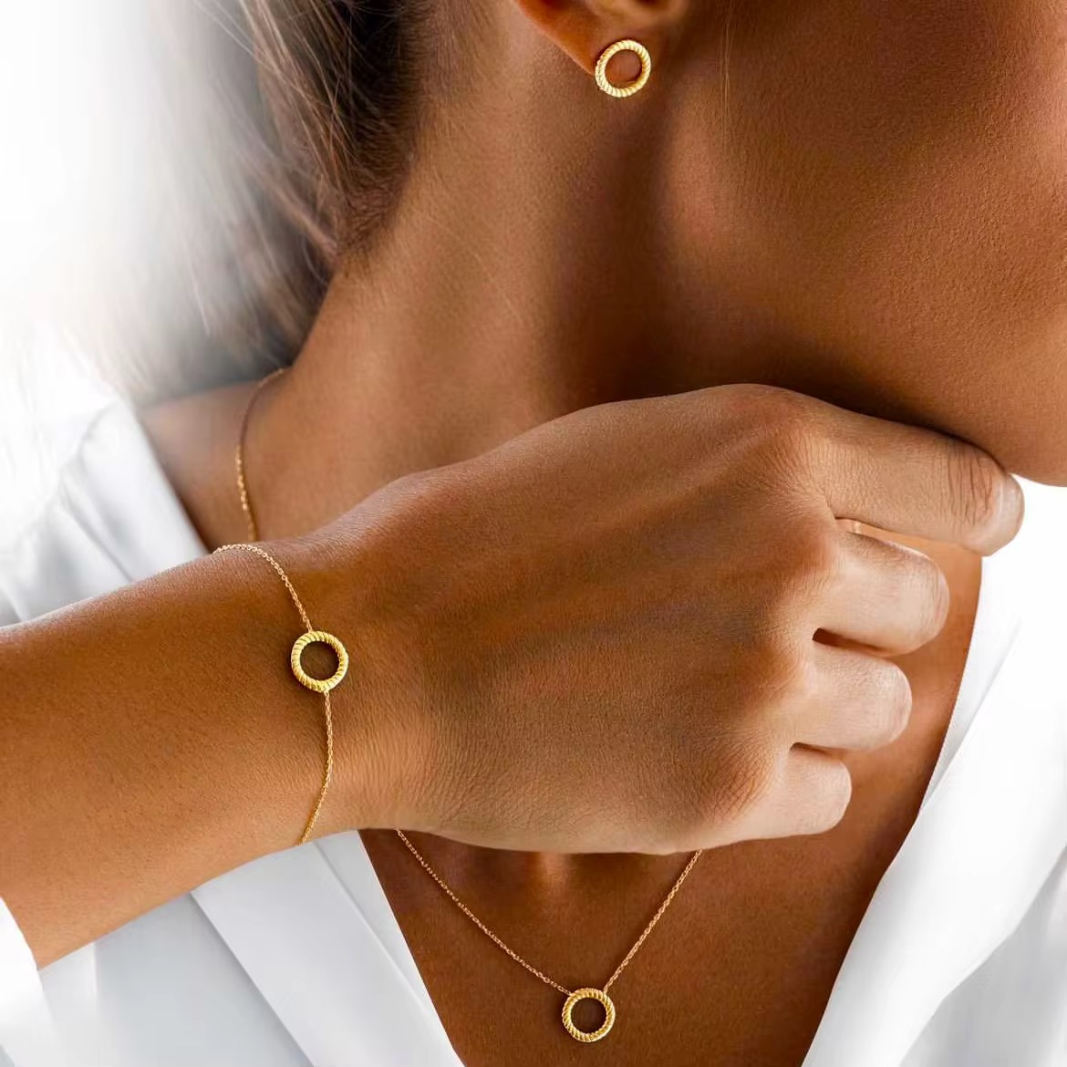 Jewelry se (Necklace + Earrings + Bracelet )